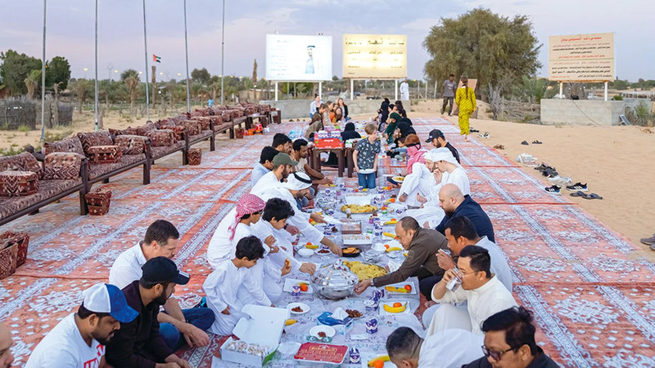 فعاليات فرجان دبي في رمضان تعزز الموروث الشعبي وتدعم التلاحم المجتمعي بين المواطنين